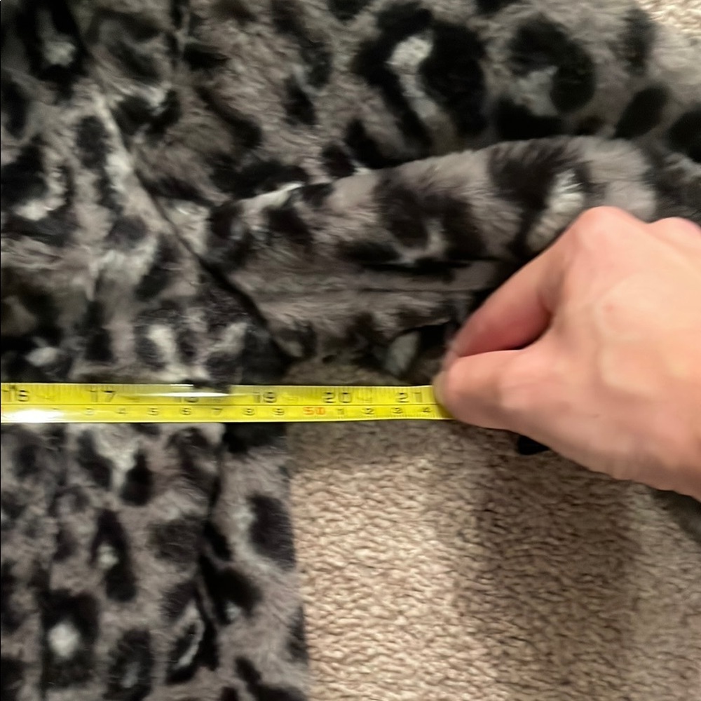 LOFT Gray Leopard Print Teddy Jacket - Picture 5 of 7